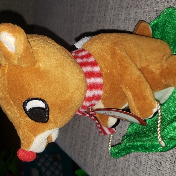 Rudolph Red nosed Reindeer - Picture 5 of 10